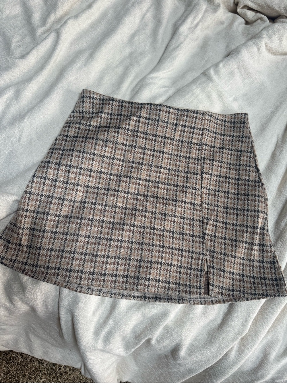 American Eagle Outfitters Beige and Black Plaid Mini Skort